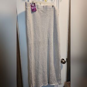 59 Knit skirt with slip